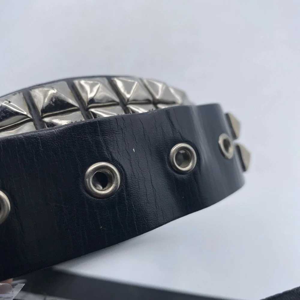 VTG Hot Topic Belt Unisex 46 Black Pyramid Studded Goth Rockabilly Grunge Y2K